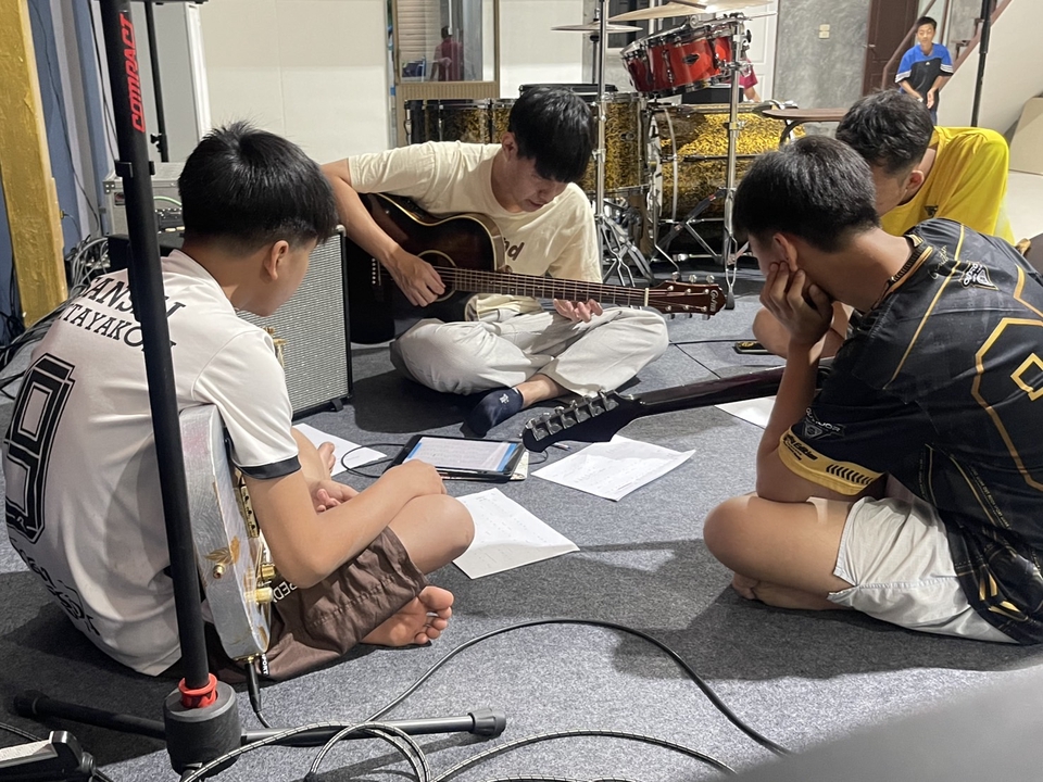 Guitar class 3